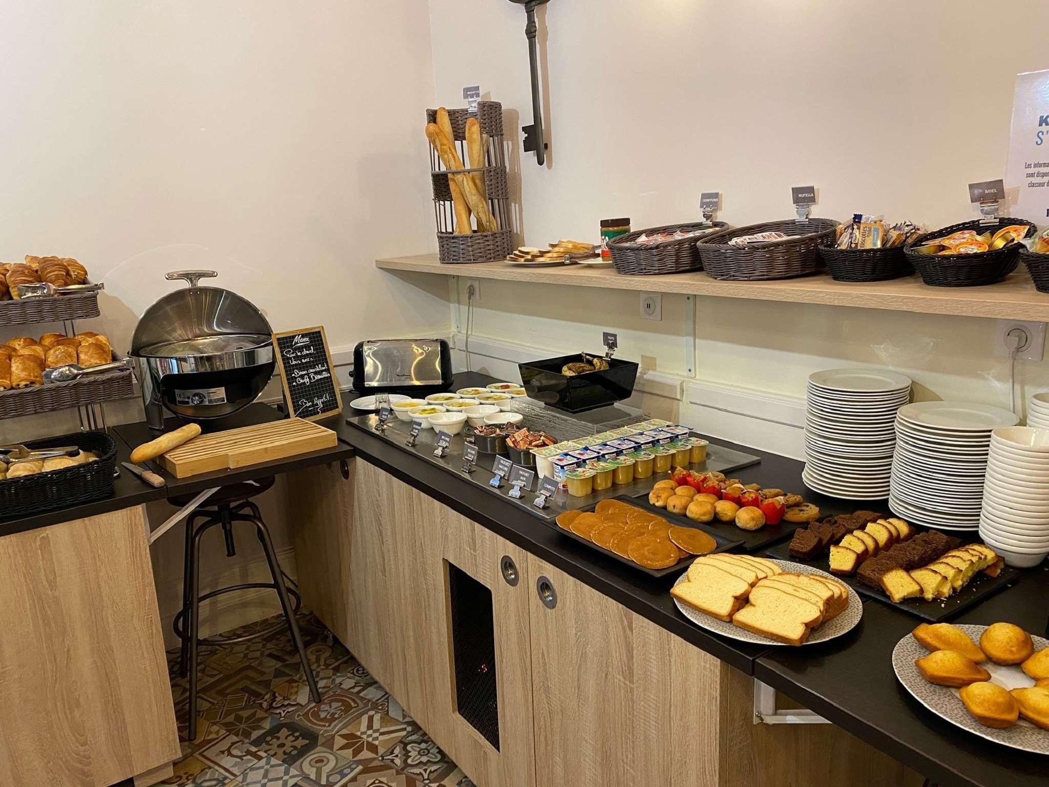 Hotel Kyriad Tours St Pierre Des Corps Gare Saint-Pierre-des-Corps Buitenkant foto