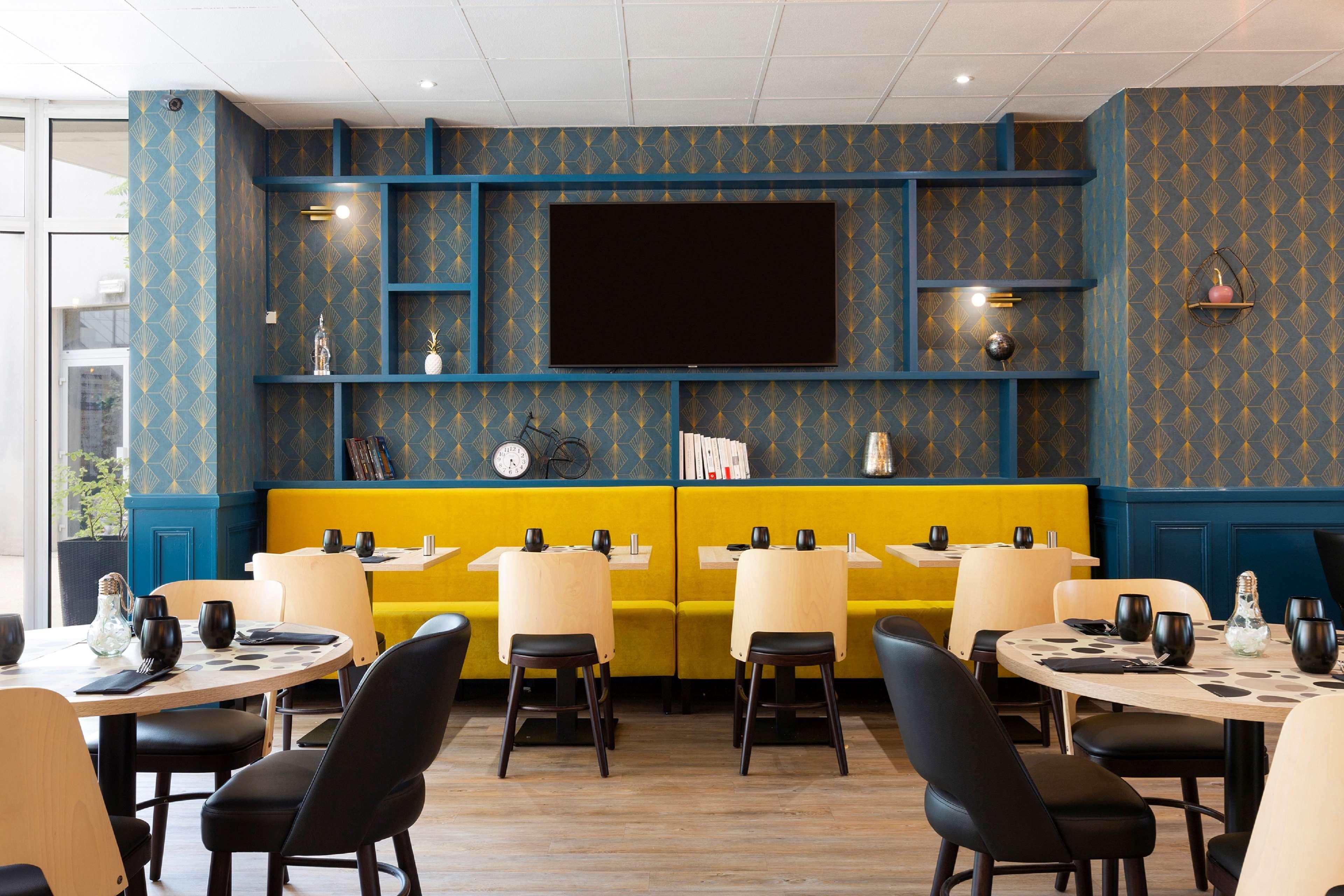 Hotel Kyriad Tours St Pierre Des Corps Gare Saint-Pierre-des-Corps Buitenkant foto