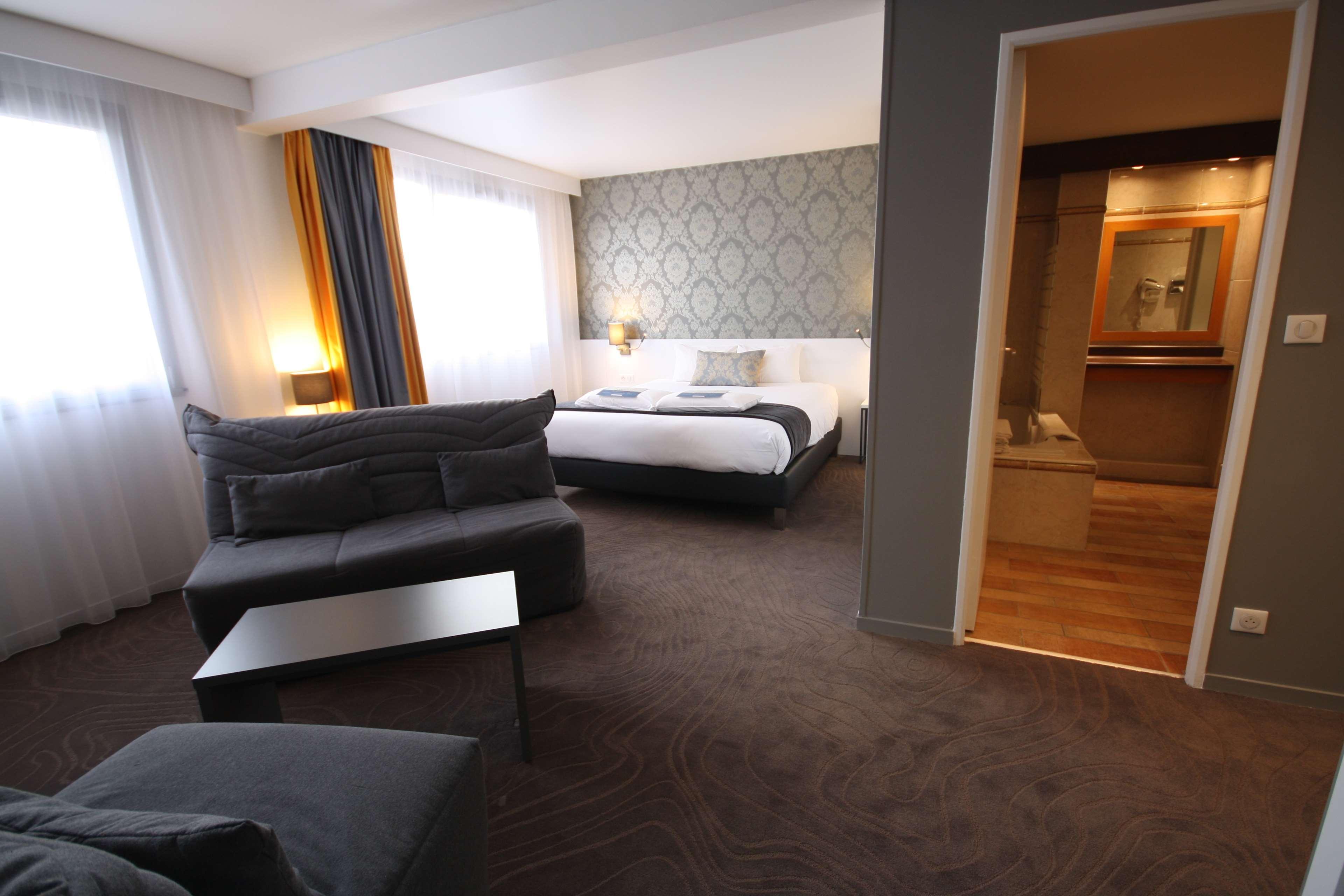 Hotel Kyriad Tours St Pierre Des Corps Gare Saint-Pierre-des-Corps Buitenkant foto