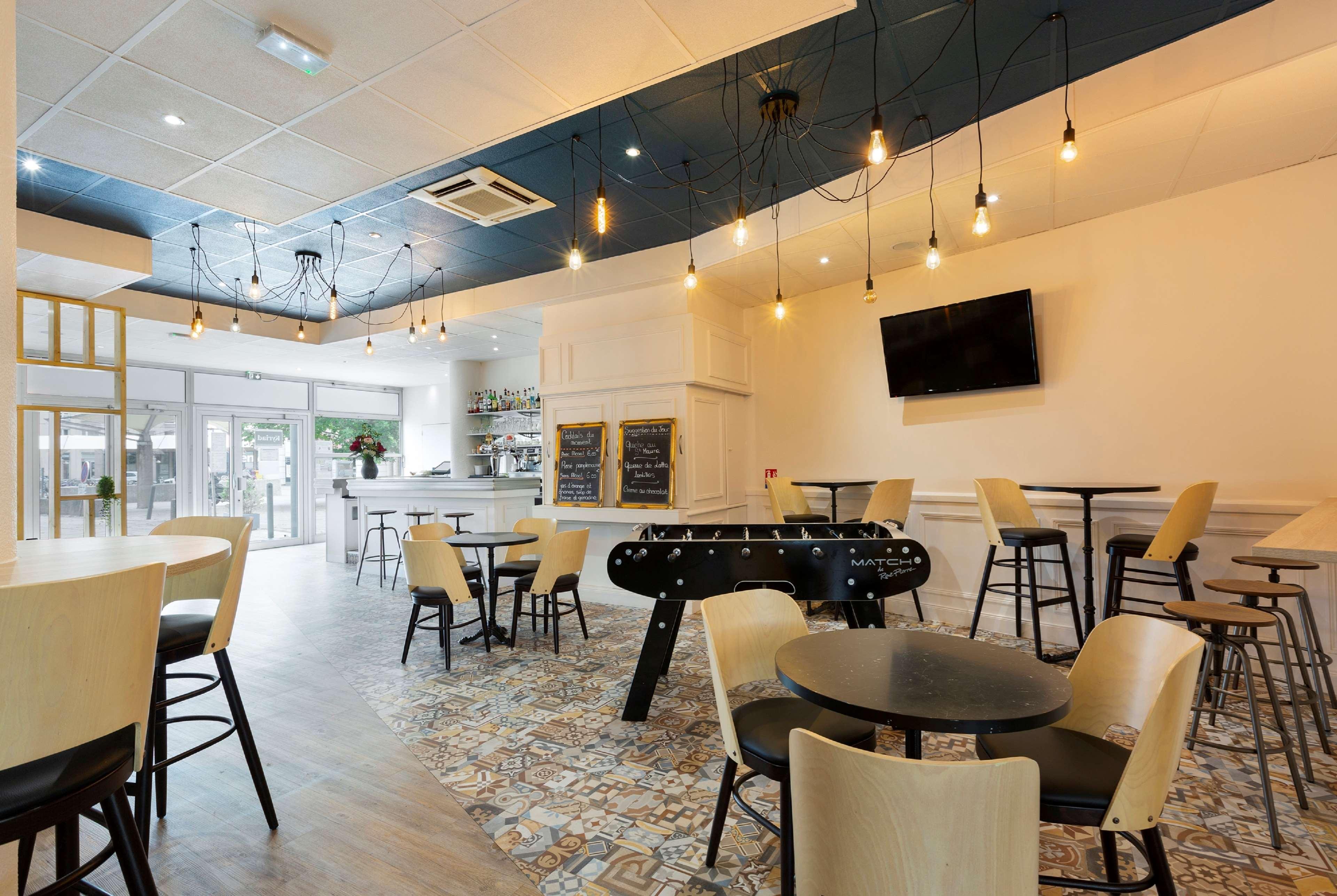 Hotel Kyriad Tours St Pierre Des Corps Gare Saint-Pierre-des-Corps Buitenkant foto