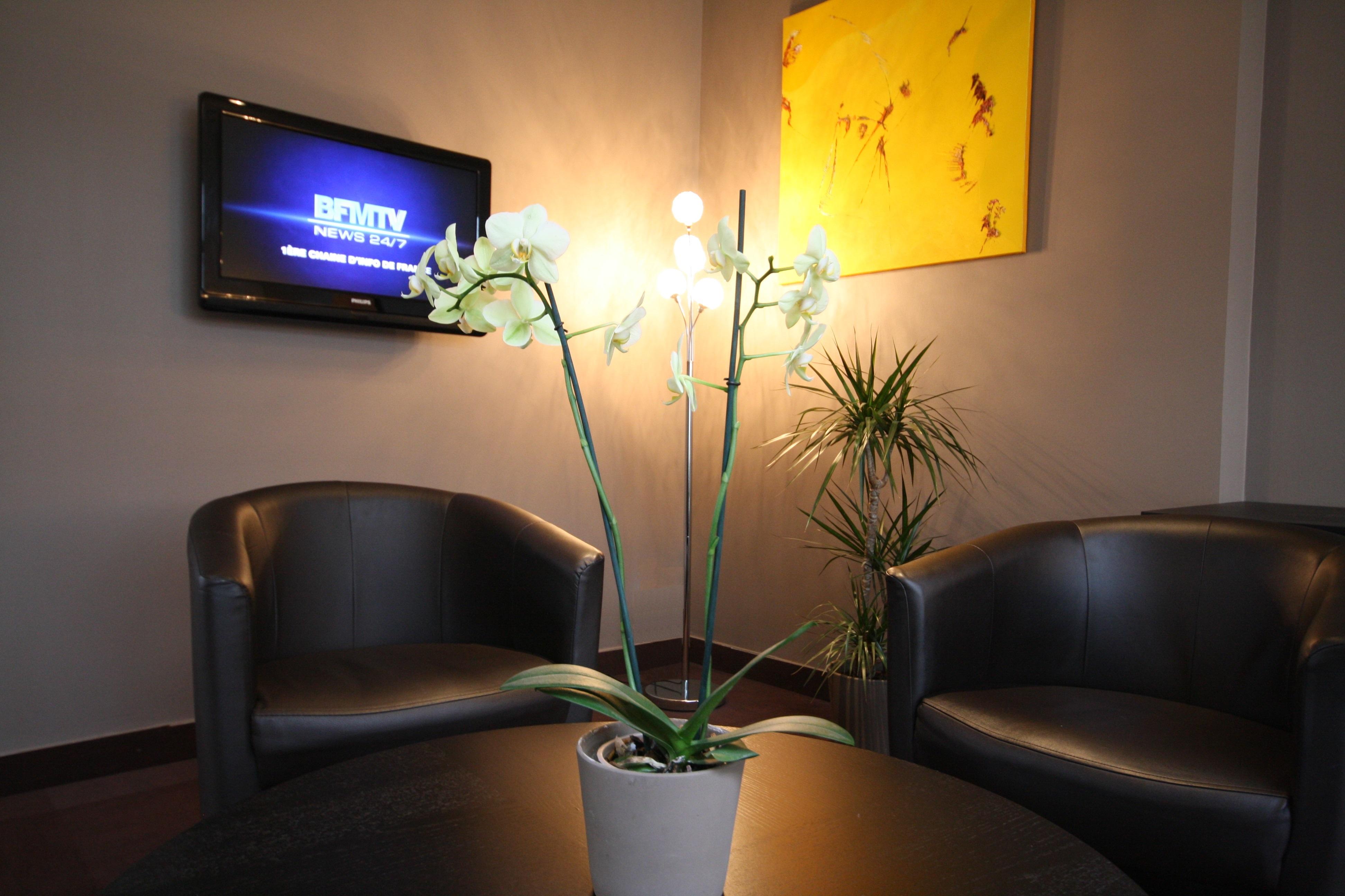 Hotel Kyriad Tours St Pierre Des Corps Gare Saint-Pierre-des-Corps Buitenkant foto